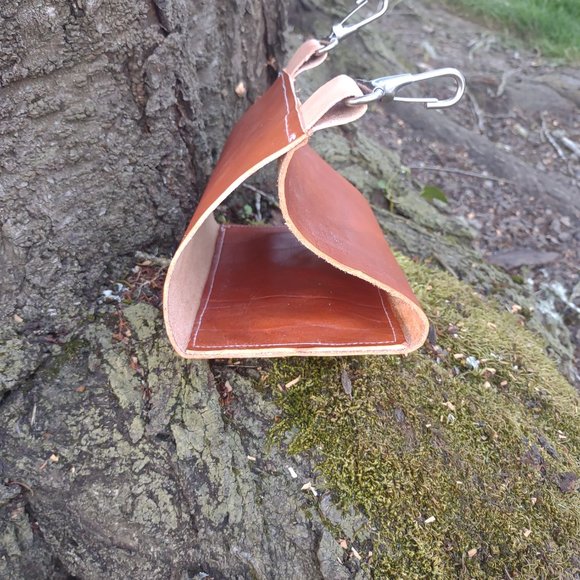 LARGE Sleepy Hut Bird Bed Dove, Pigeon, Ringneck, Amazon - Picture 6 of 7